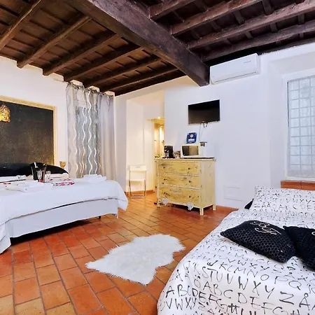 Apartment 3chic Maison Colosseo *